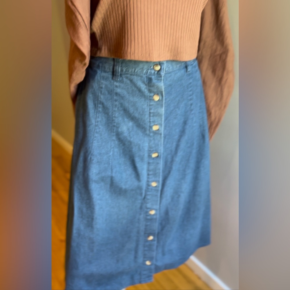 Vintage Huntington Ridge button front midi denim chambray prairie skirt